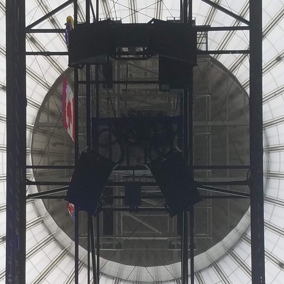 Meet your Posher, Peter - Picture 1 of 1